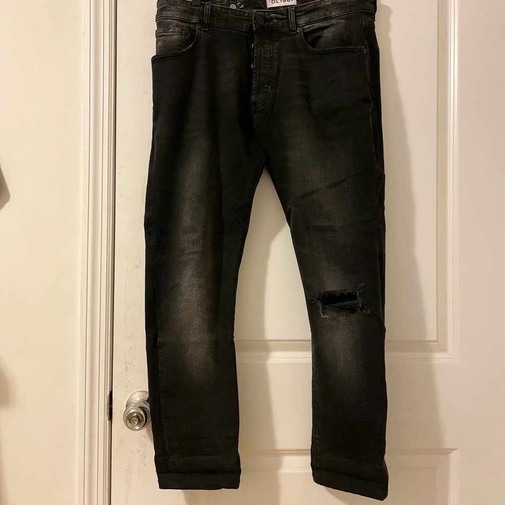 Dl distressed skinny jeans